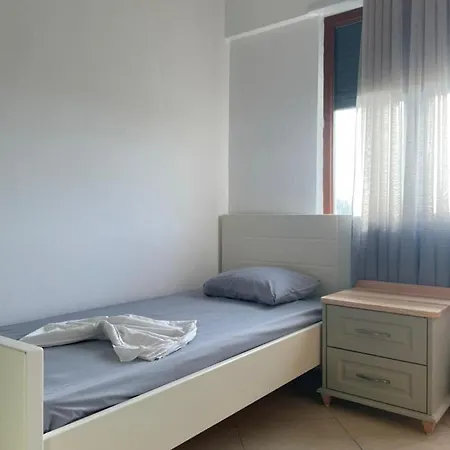 Mali I Robit Seaview Apartment Golem (Tirana)