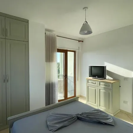Mali I Robit Seaview Apartment *