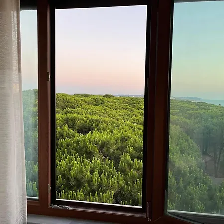 Mali I Robit Seaview Golem (Tirana)