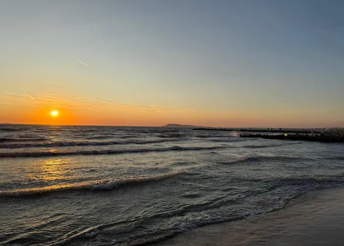 Mali I Robit Seaview 公寓 *