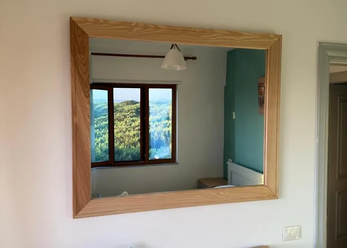 Mali I Robit Seaview * Golem (Tirana)