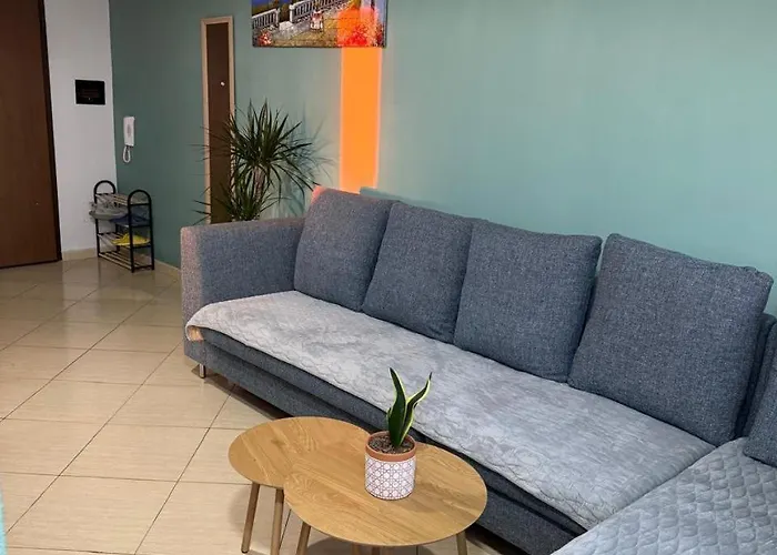 Mali I Robit Seaview Apartment Golem (Tirana)